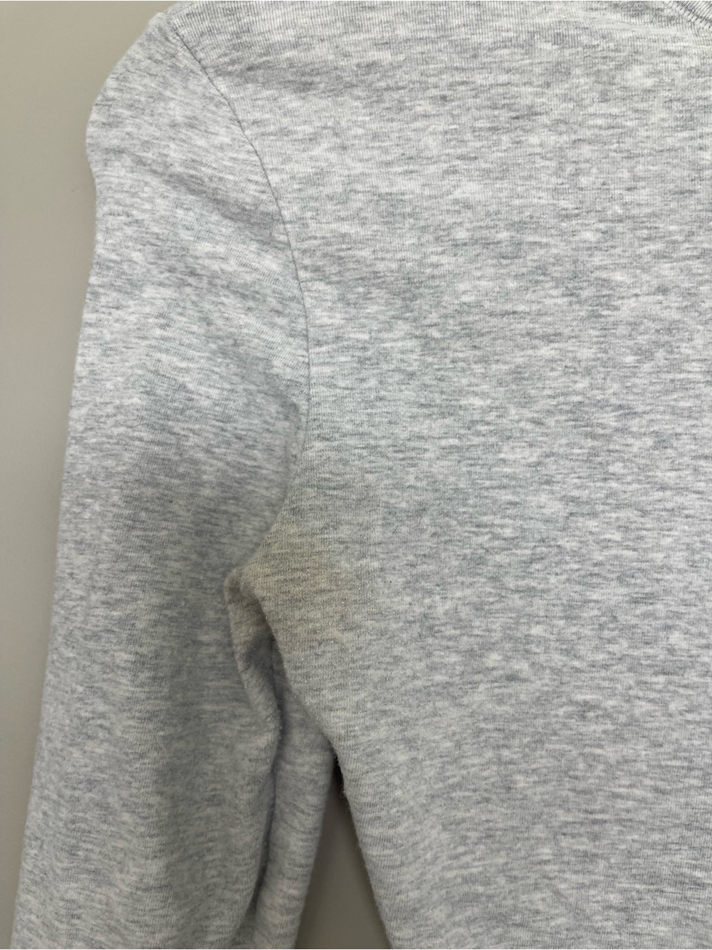*** LISTING IS SOLD *** SKIMS Heather Gray Long-Sleeve Crewneck Top - Picture 6 of 7